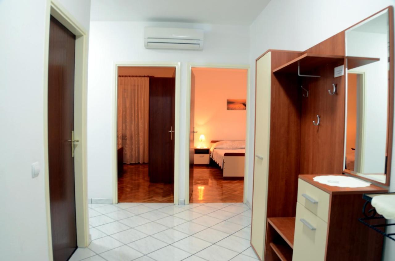 Dvosoban Apartman U Centru Grada Biograd Na Moru Dış mekan fotoğraf