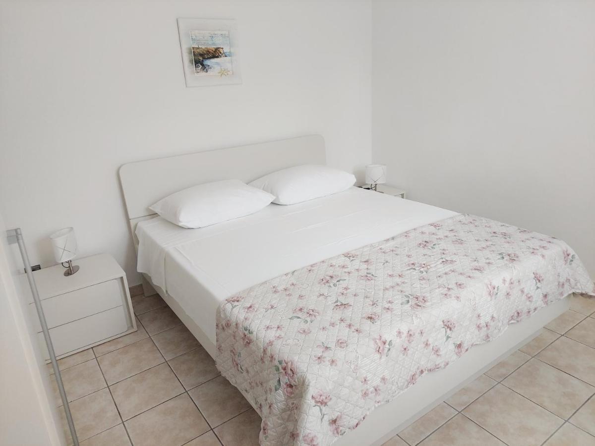 Dvosoban Apartman U Centru Grada Biograd Na Moru Dış mekan fotoğraf