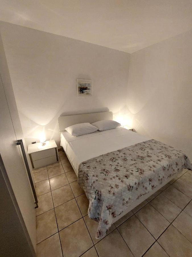 Dvosoban Apartman U Centru Grada Biograd Na Moru Dış mekan fotoğraf