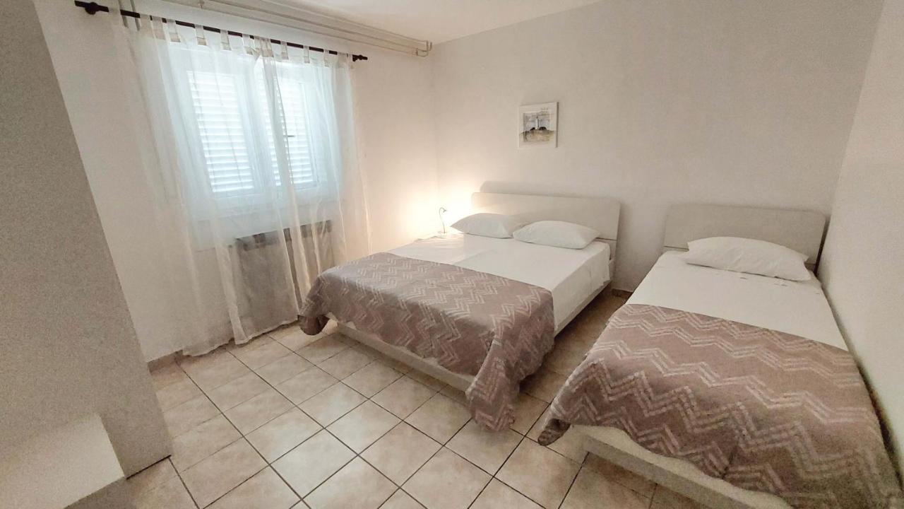 Dvosoban Apartman U Centru Grada Biograd Na Moru Dış mekan fotoğraf